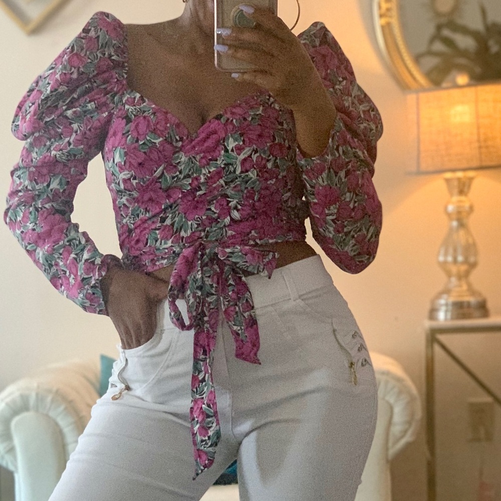 Puff sleeve wrap floral top- Long sleeve